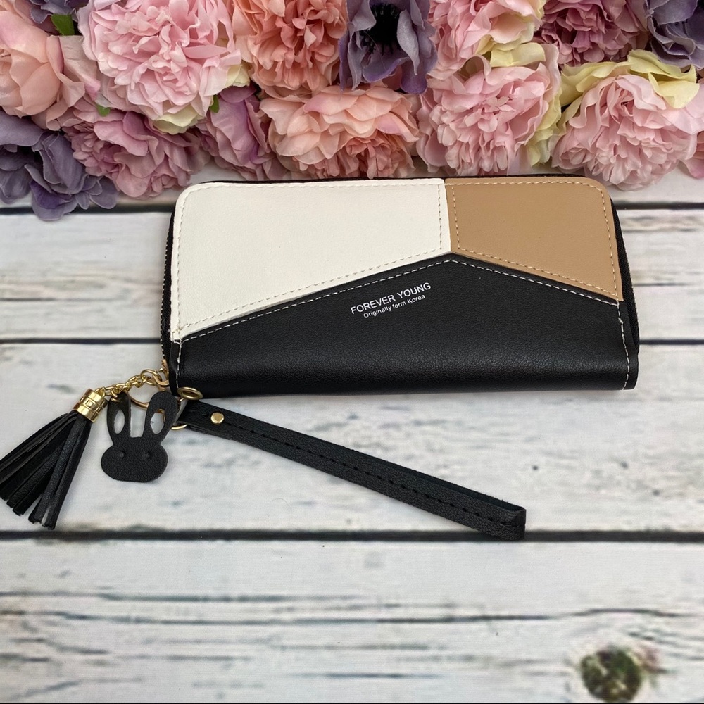 Vegan Leather Geometric Clutch Wallet Checkbook - Picture 5 of 12